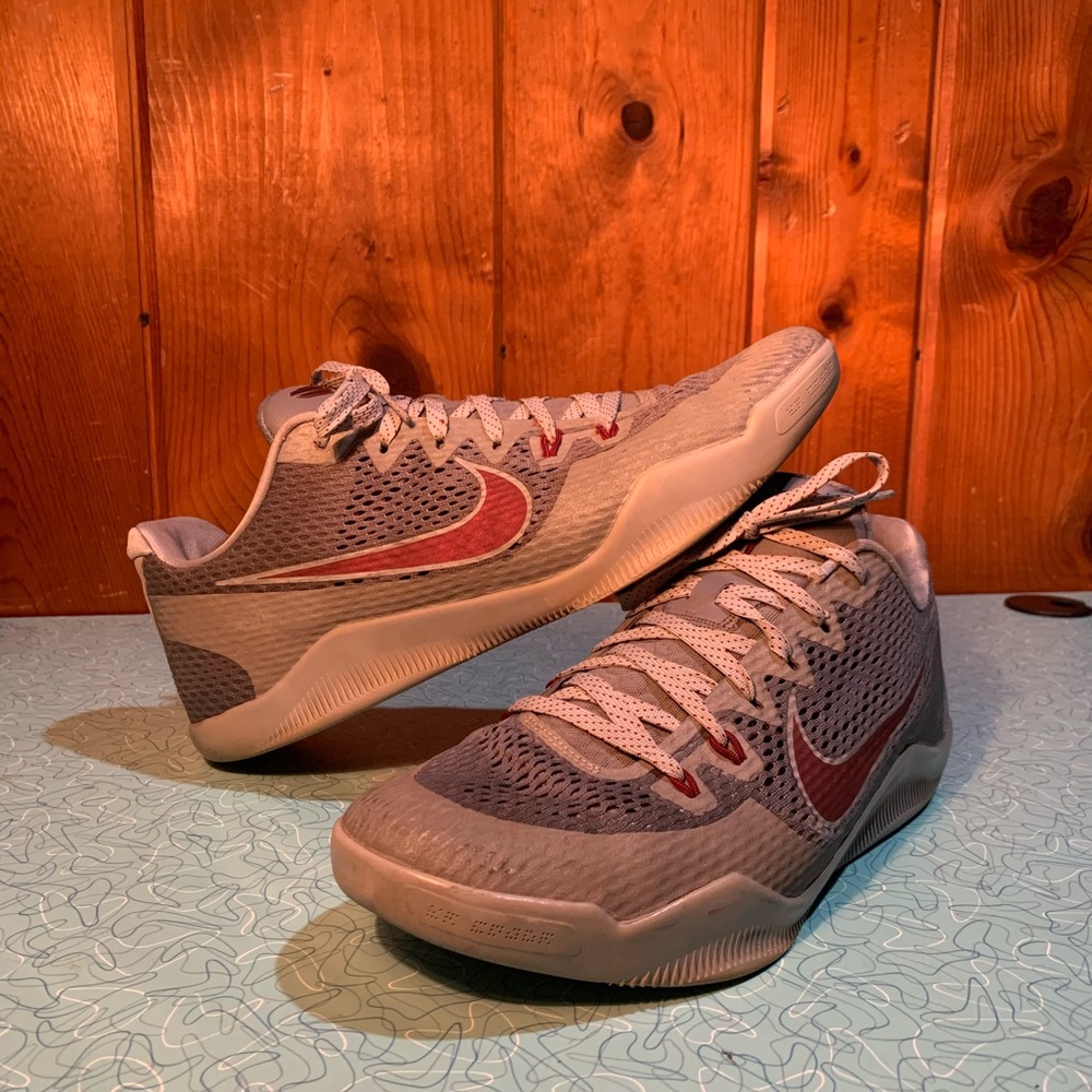 Nike Kobe 11 Low “Merion Aces”